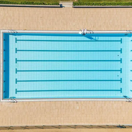 Ridaura مكان تخييم